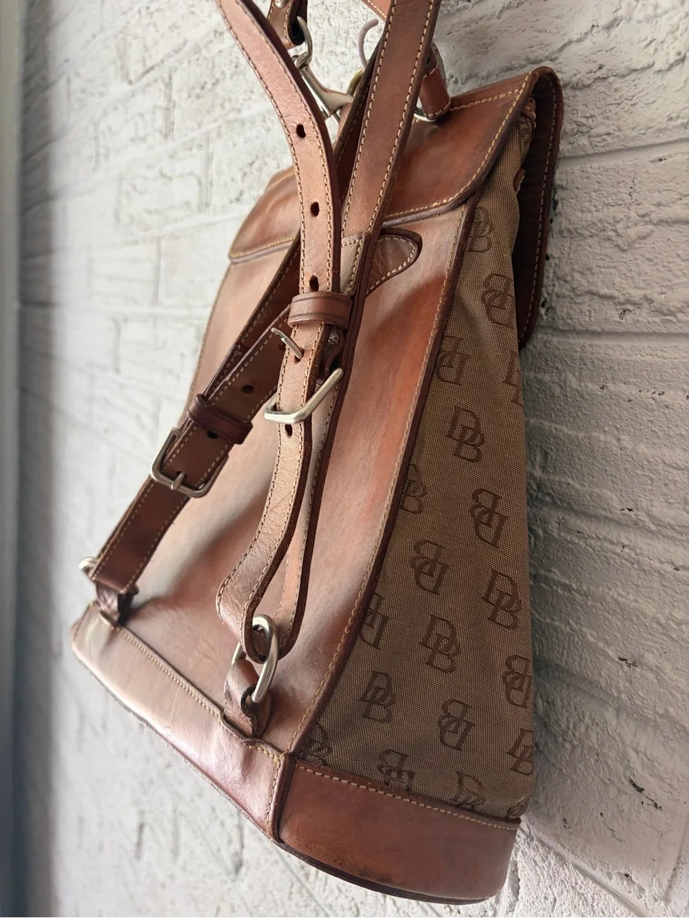 N/A vintage dooney